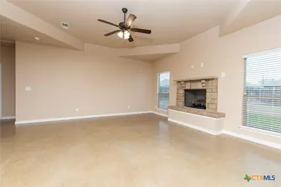 103 W Libra Drive, Killeen, TX 76542 - Photo 2