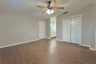 717 Royal St, Salado, TX 76571 - Photo 20