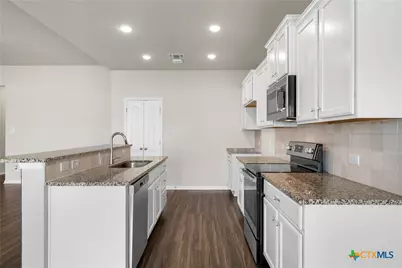 2032 Clear Sky Court, Temple, TX 76502 - Photo 10