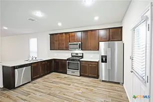 247 Kinsley Wy, New Braunfels, TX 78130 - Photo 4