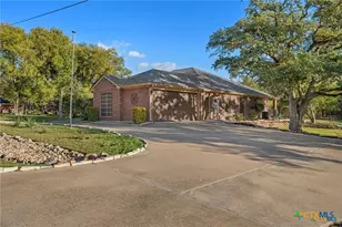 686 Benchmark Trail, Belton, TX 76513 - Photo 2