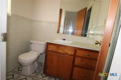 1603 Hughes Avenue, Copperas Cove, TX 76522 - Photo 12