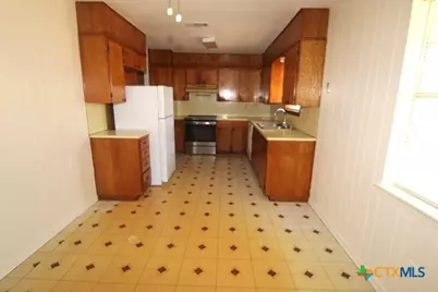 1603 Hughes Avenue, Copperas Cove, TX 76522 - Photo 4