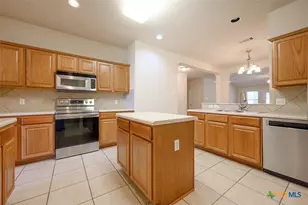102 E Running Wolf Trail, Harker Heights, TX 76548 - Photo 4