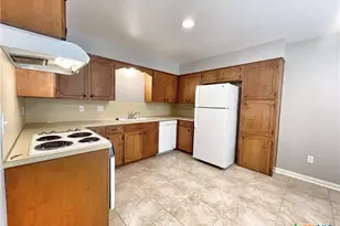 1768 Kuehler Ave, New Braunfels, TX 78130 - Photo 8