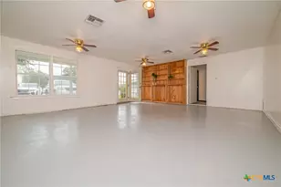 519 FM 623, Pettus, TX 78146 - Photo 36