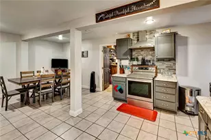 1518 Bonham Dr, Victoria, TX 77901 - Photo 28