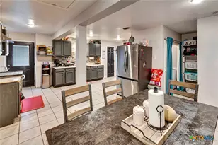 1518 Bonham Dr, Victoria, TX 77901 - Photo 26