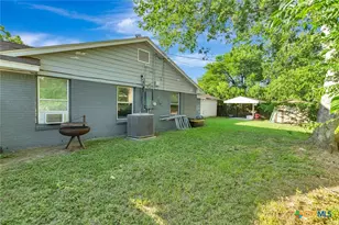 1518 Bonham Dr, Victoria, TX 77901 - Photo 38