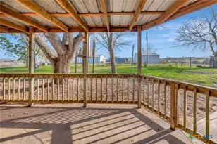 10957 N US Hwy 77, Schulenburg, TX 78956 - Photo 26
