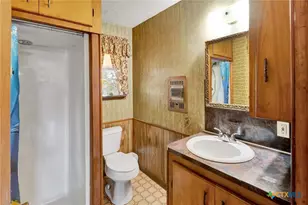 10957 N US Hwy 77, Schulenburg, TX 78956 - Photo 24