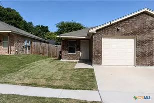1204 N 18th St, Killeen, TX 76541 - Photo 1