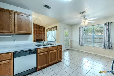 4713 Hartrick Bluff Road, Temple, TX 76502 - Photo 8