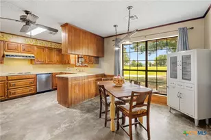 792 Evening Star, McGregor, TX 76657 - Photo 8