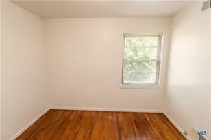 606 S 3rd St, Copperas Cove, TX 76522 - Photo 8