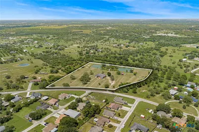 510 Chaparral Drive, Victoria, TX 77905 - Photo 4
