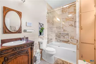 510 Chaparral Dr, Victoria, TX 77905 - Photo 20