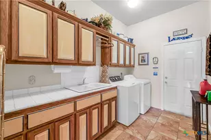 510 Chaparral Dr, Victoria, TX 77905 - Photo 18