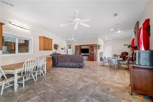 510 Chaparral Dr, Victoria, TX 77905 - Photo 32