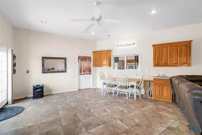 510 Chaparral Drive, Victoria, TX 77905 - Photo 34