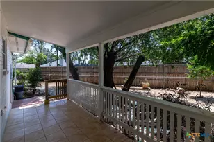 354-356 Bobolink Dr, New Braunfels, TX 78130 - Photo 14