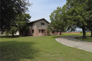 972 Barbarosa Rd, New Braunfels, TX 78130 - Photo 1