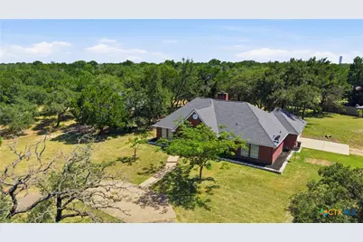 8221 Mountain Drive, Salado, TX 76571 - Photo 4