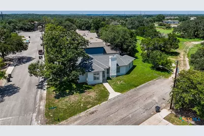 703 Lazy Bluff Lane, New Braunfels, TX 78130 - Photo 42