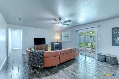 213 E Upshaw Avenue, Temple, TX 76501 - Photo 4