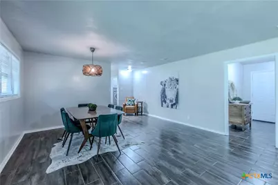 213 E Upshaw Avenue, Temple, TX 76501 - Photo 8