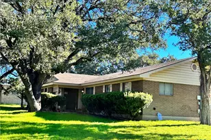 1009 Hazelton St, San Marcos, TX 78666 - Photo 18