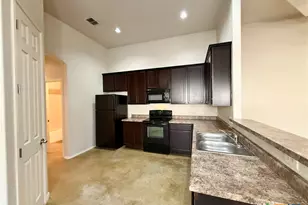 331 Oelkers Dr, New Braunfels, TX 78130 - Photo 4