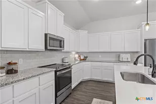 9128 Green Tree Dr, Salado, TX 76571 - Photo 18