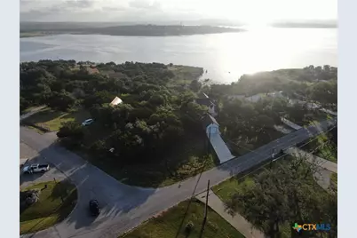 2111 Lakeview Drive, Canyon Lake, TX 78133 - Photo 8