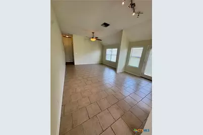 605 Pennsylvania Avenue, Victoria, TX 77904 - Photo 10