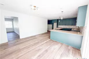 707 S 34th St, Temple, TX 76501 - Photo 8
