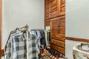 818 S 3rd St, Temple, TX 76504 - Photo 16