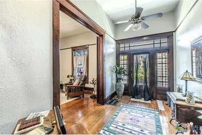 818 S 3rd Street, Temple, TX 76504 - Photo 4