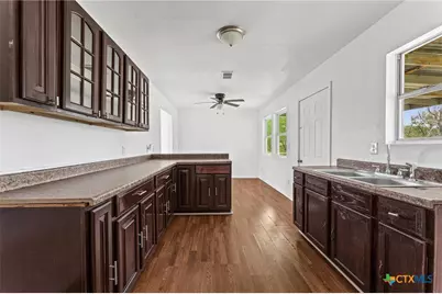 1214 E Oak Street, Goliad, TX 77963 - Photo 8