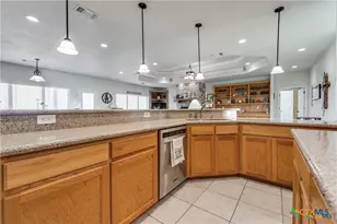 8177 Boenig Rd, Seguin, TX 78155 - Photo 12