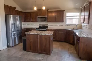 1207 Liberation Ln, Copperas Cove, TX 76522 - Photo 4