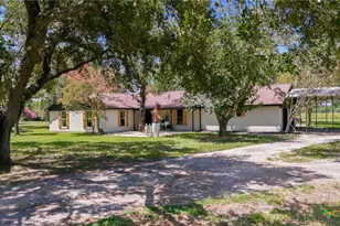 3694 Coletoville Rd, Victoria, TX 77905 - Photo 38