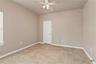200 Lakeview Cir, La Vernia, TX 78121 - Photo 24