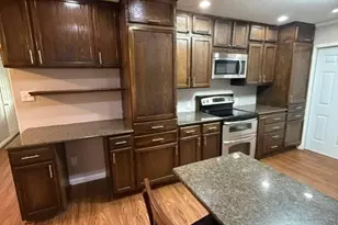 546 Willowick Dr, Port Lavaca, TX 77979 - Photo 10