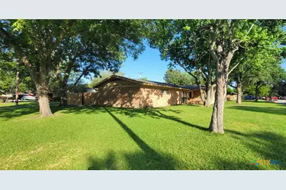 546 Willowick Drive, Port Lavaca, TX 77979 - Photo 4