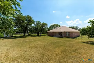 111 Kathy St, Gatesville, TX 76528 - Photo 24