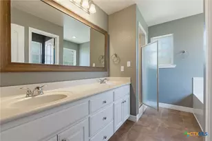 111 Kathy St, Gatesville, TX 76528 - Photo 10