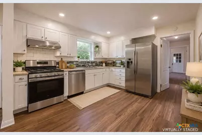 211 W Long Street, Elm Mott, TX 76640 - Photo 4
