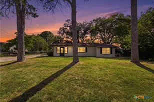 1603 Seydler St, Gonzales, TX 78629 - Photo 1