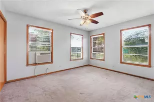 1603 Seydler St, Gonzales, TX 78629 - Photo 20